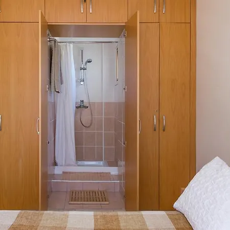 Rent Private 120